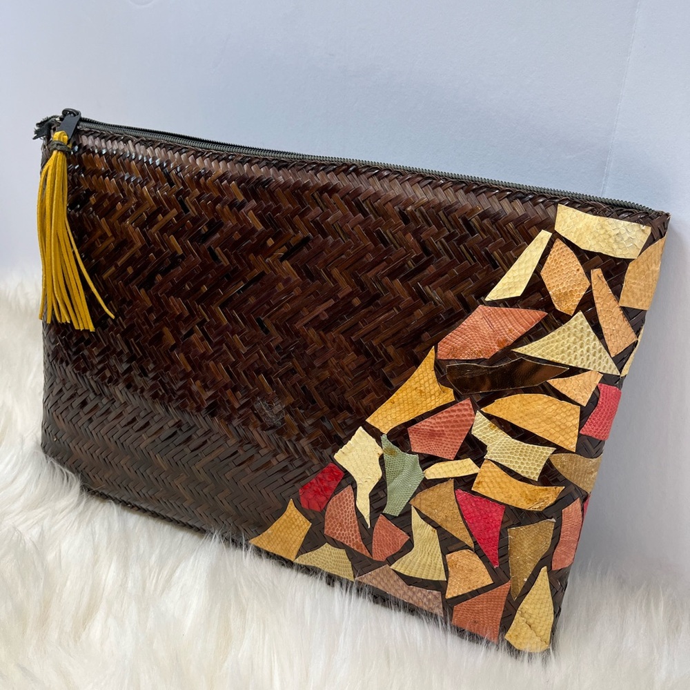 Vintage Woven Straw /Raffia and Snake Skin Zip Top Extra Large Clutch - Picture 12 of 17